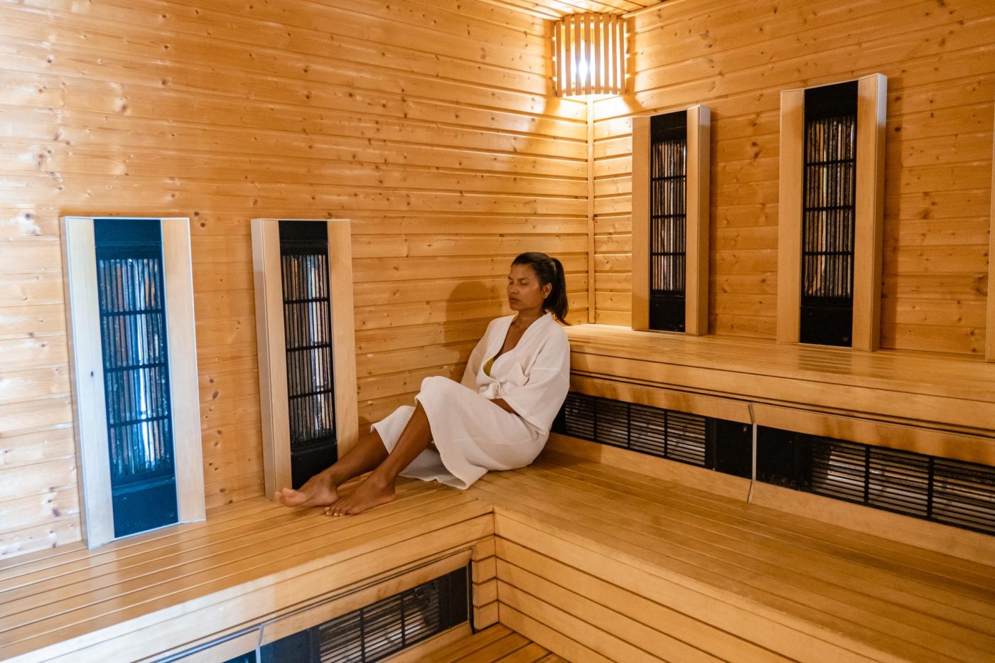 how are saunas heated